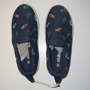 Okilol brand size 10 toddler walker shoes. Navy blue with dinosaurs. NWOT.